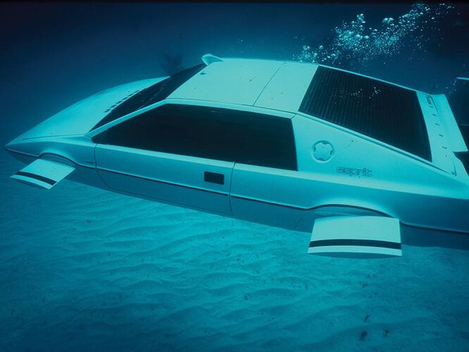 James Bonds legendärer Lotus Esprit